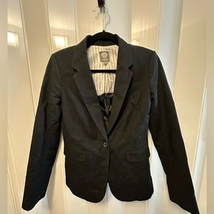 Vince Camuto size 2 black blazer